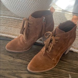 Dolce vita bootie suede 8